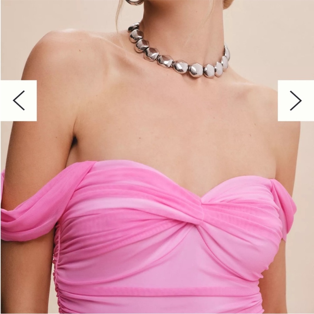 Norma Kamali Walter Off-The-Shoulder Sweetheart Fishtail Gown - Picture 4 of 12